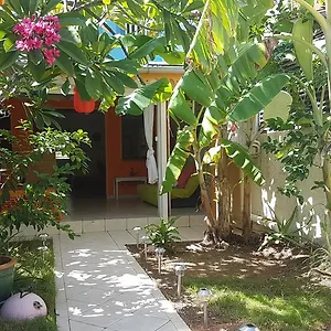 Hébergement de vacances Location Marigot, Terre-De-Haut