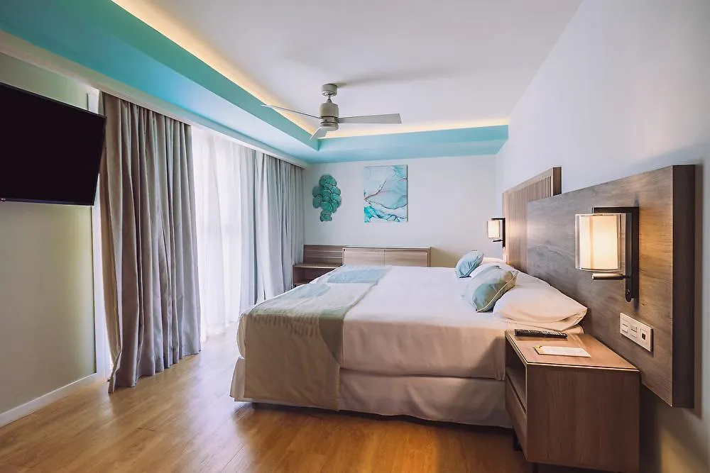 Riu Palace Aruba Palm Beach